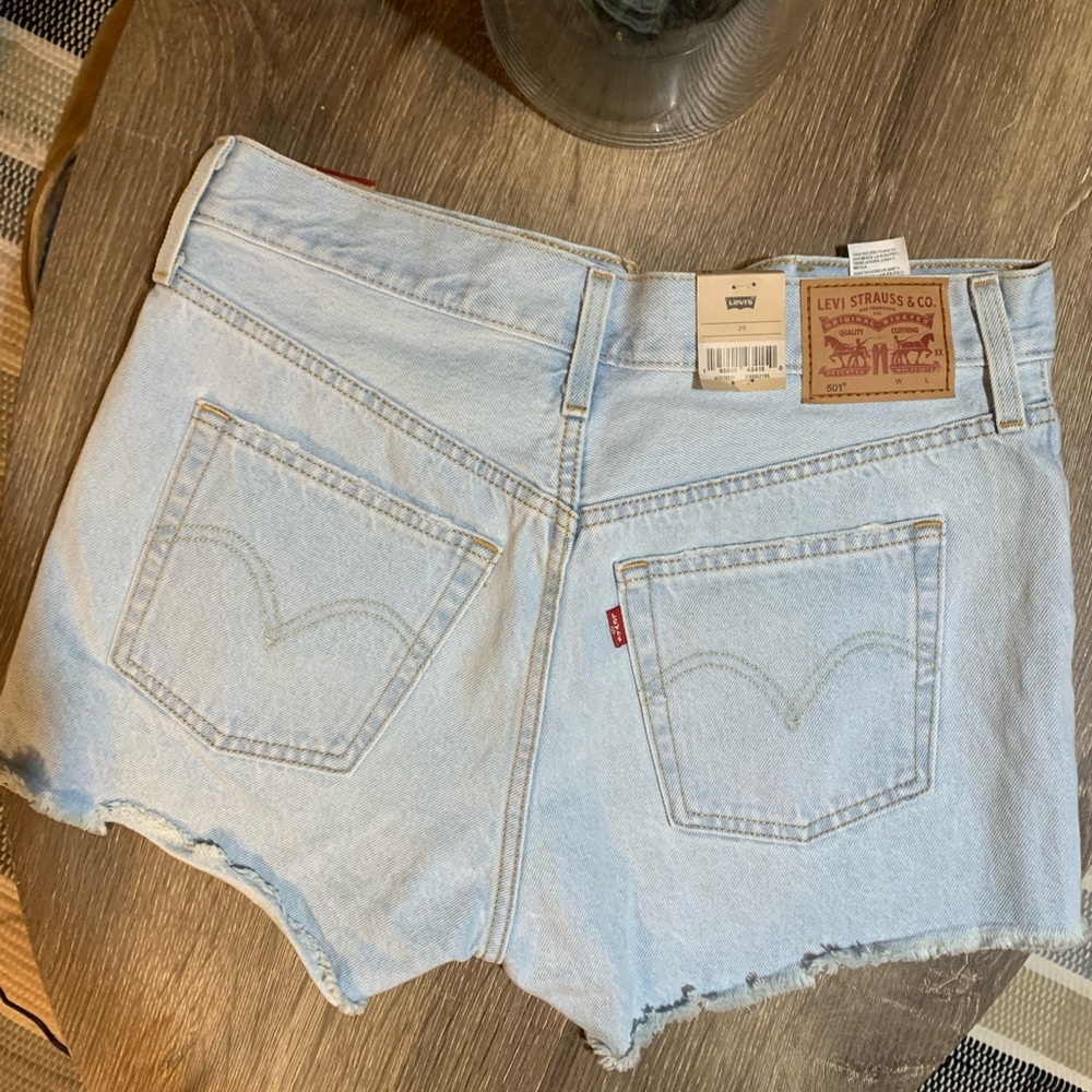 Levi's  High-Rise 501 Original Button-Fly Shorts in Micro Vibes Size 29 NWT - Picture 7 of 9